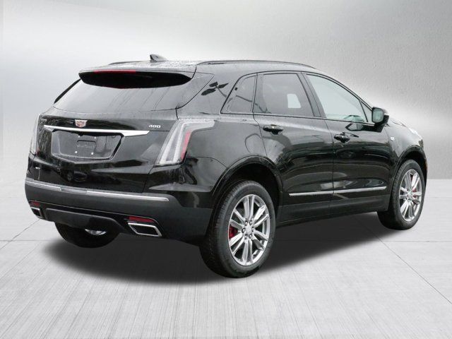 2025 Cadillac XT5 Sport