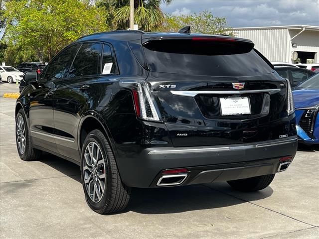 2025 Cadillac XT5 Sport