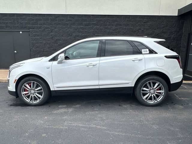 2025 Cadillac XT5 Sport