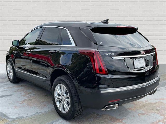 2025 Cadillac XT5 Luxury