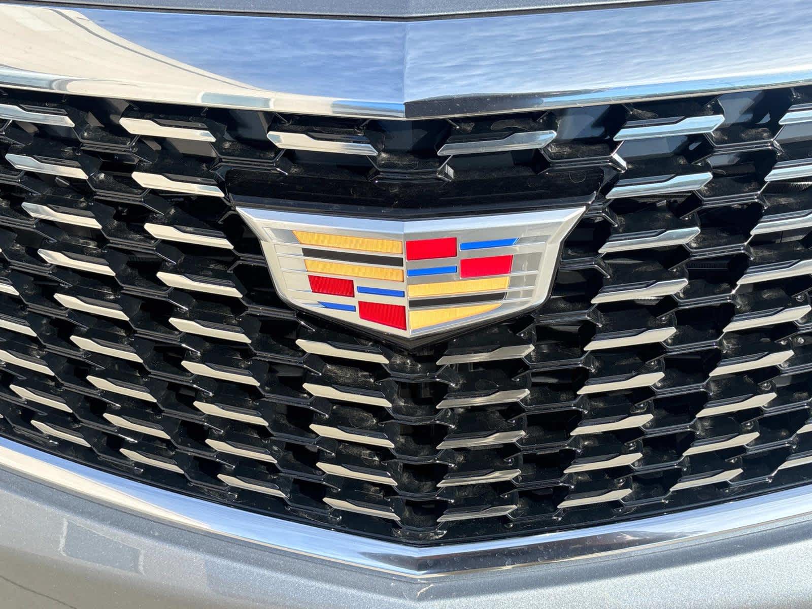 Vehicle image 51 of 54