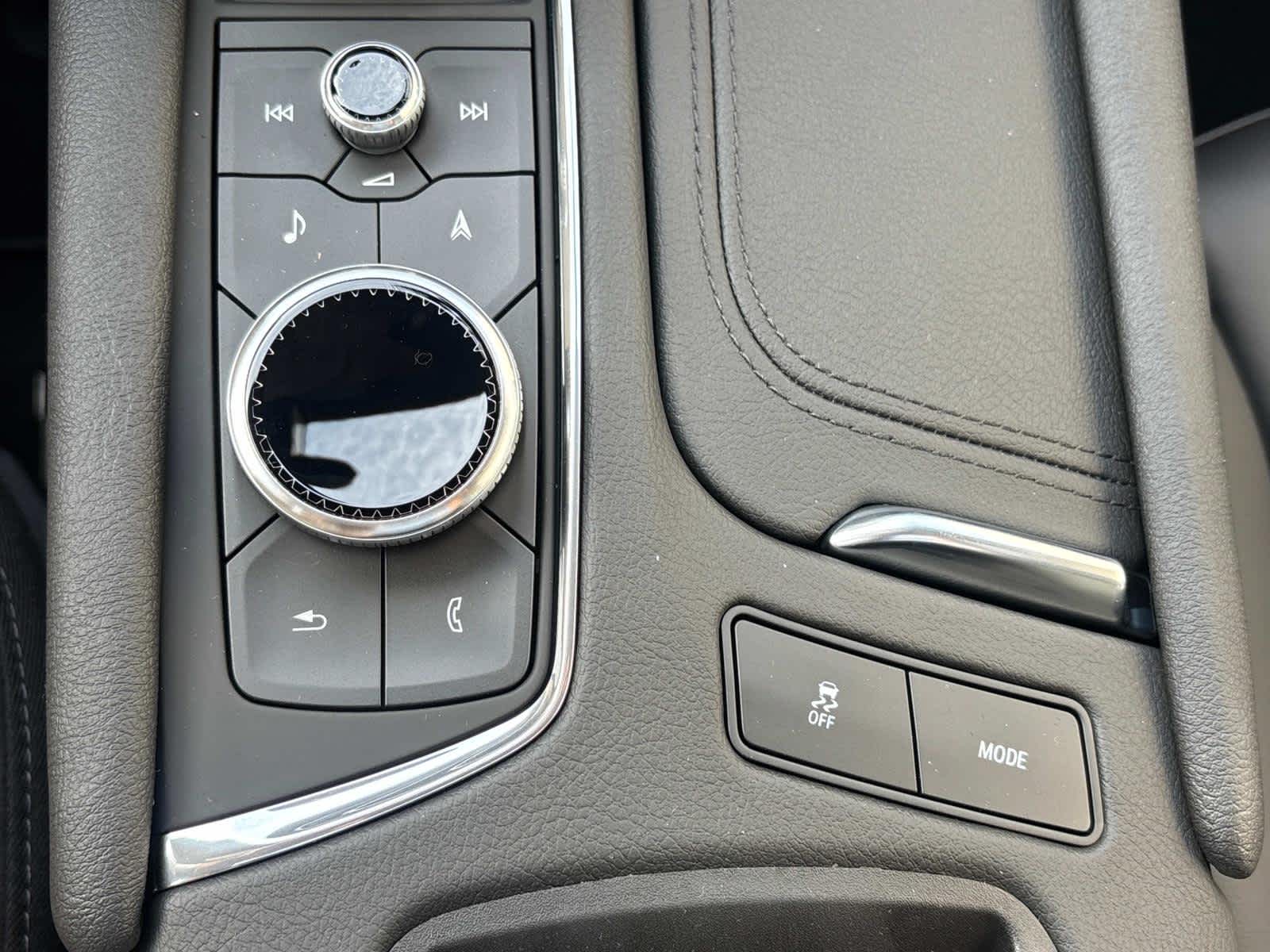 Vehicle image 15 of 54