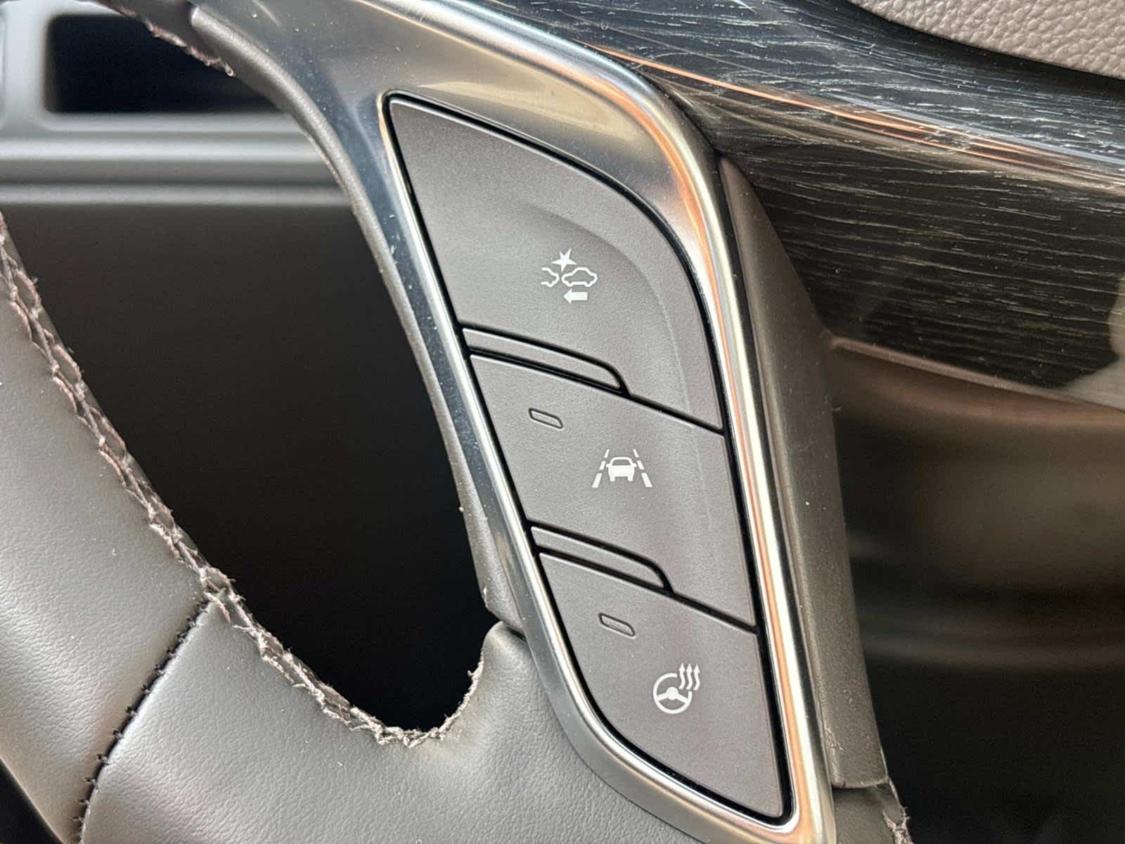 Vehicle image 20 of 54