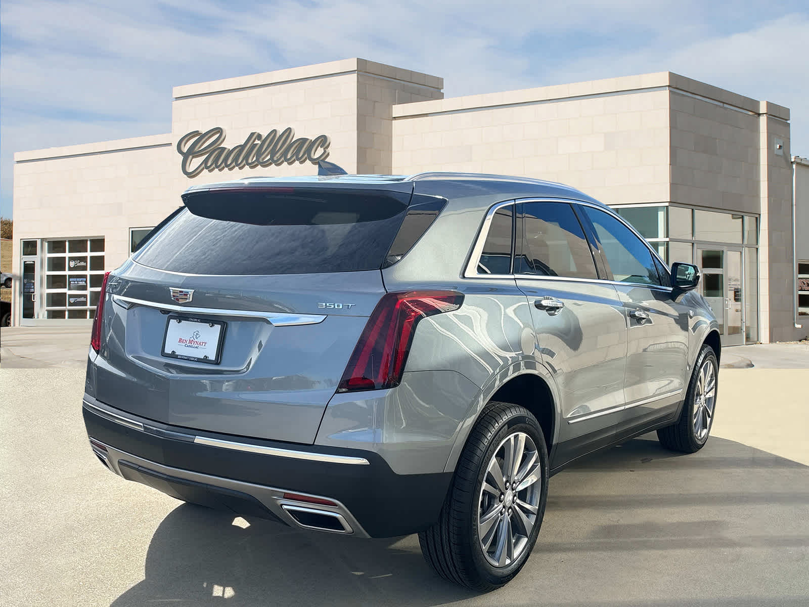 Vehicle image 2 of 54