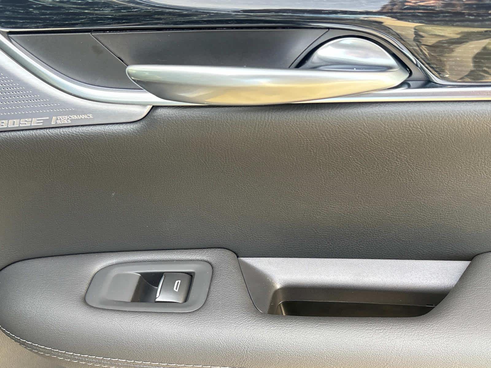 Vehicle image 41 of 54