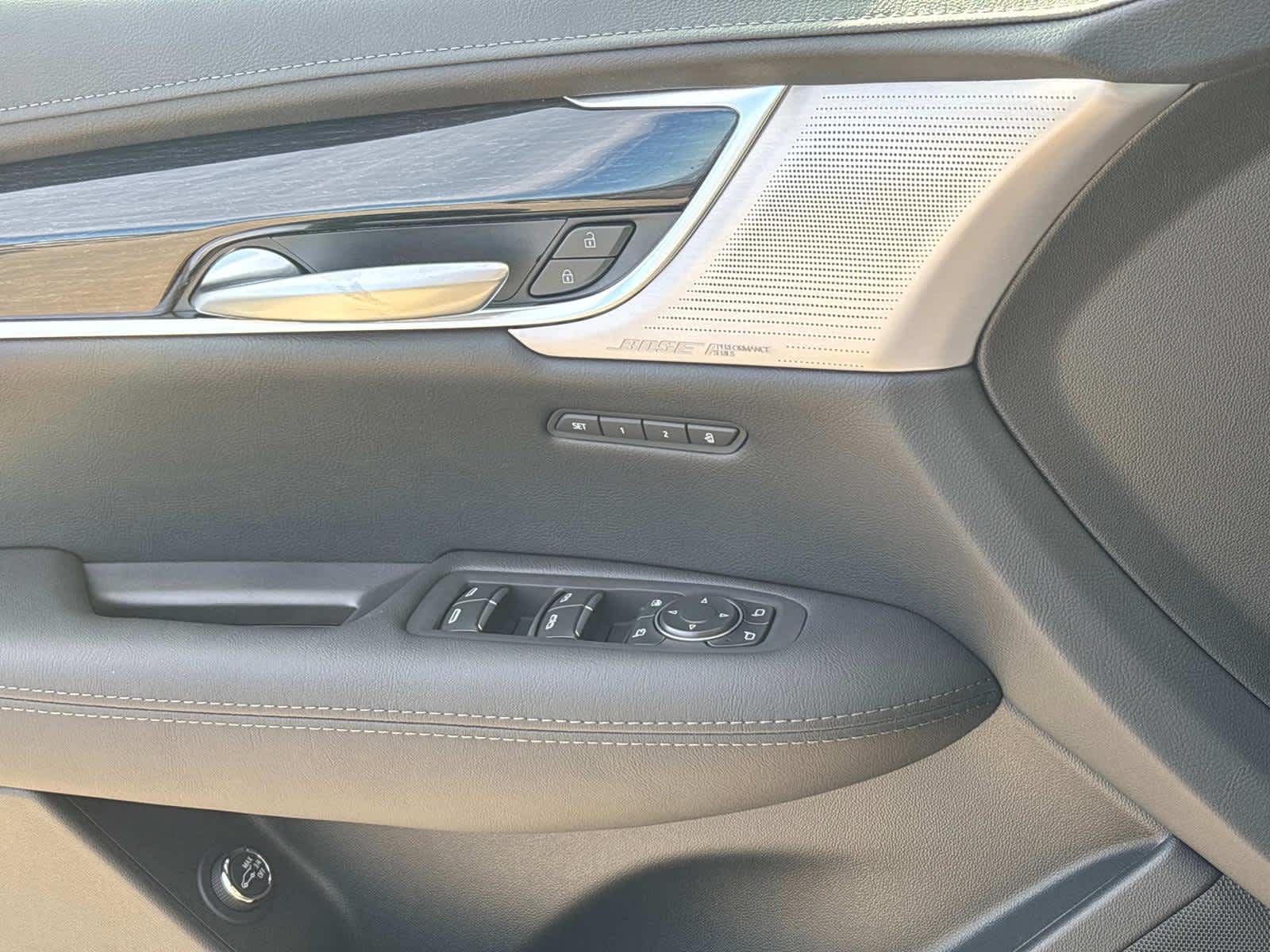 Vehicle image 24 of 54