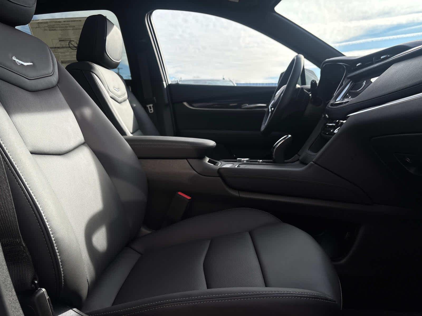 Vehicle image 45 of 54