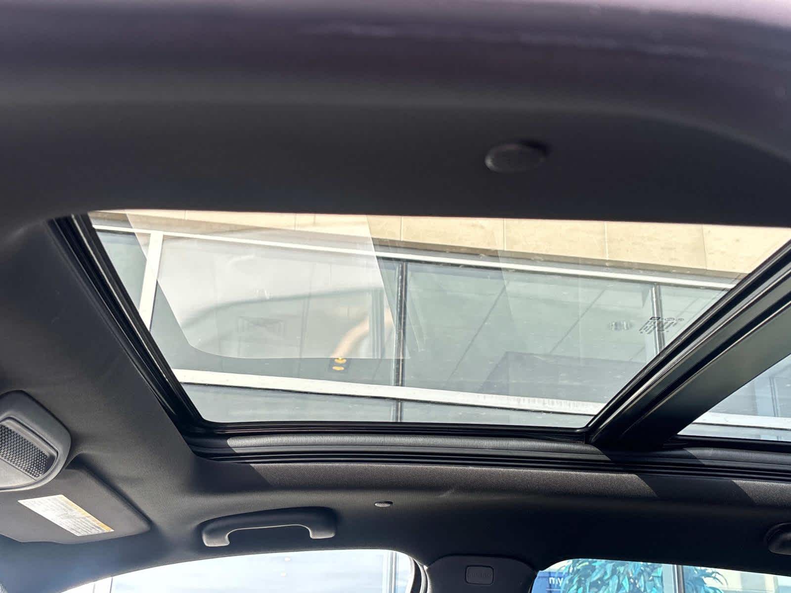 Vehicle image 8 of 54