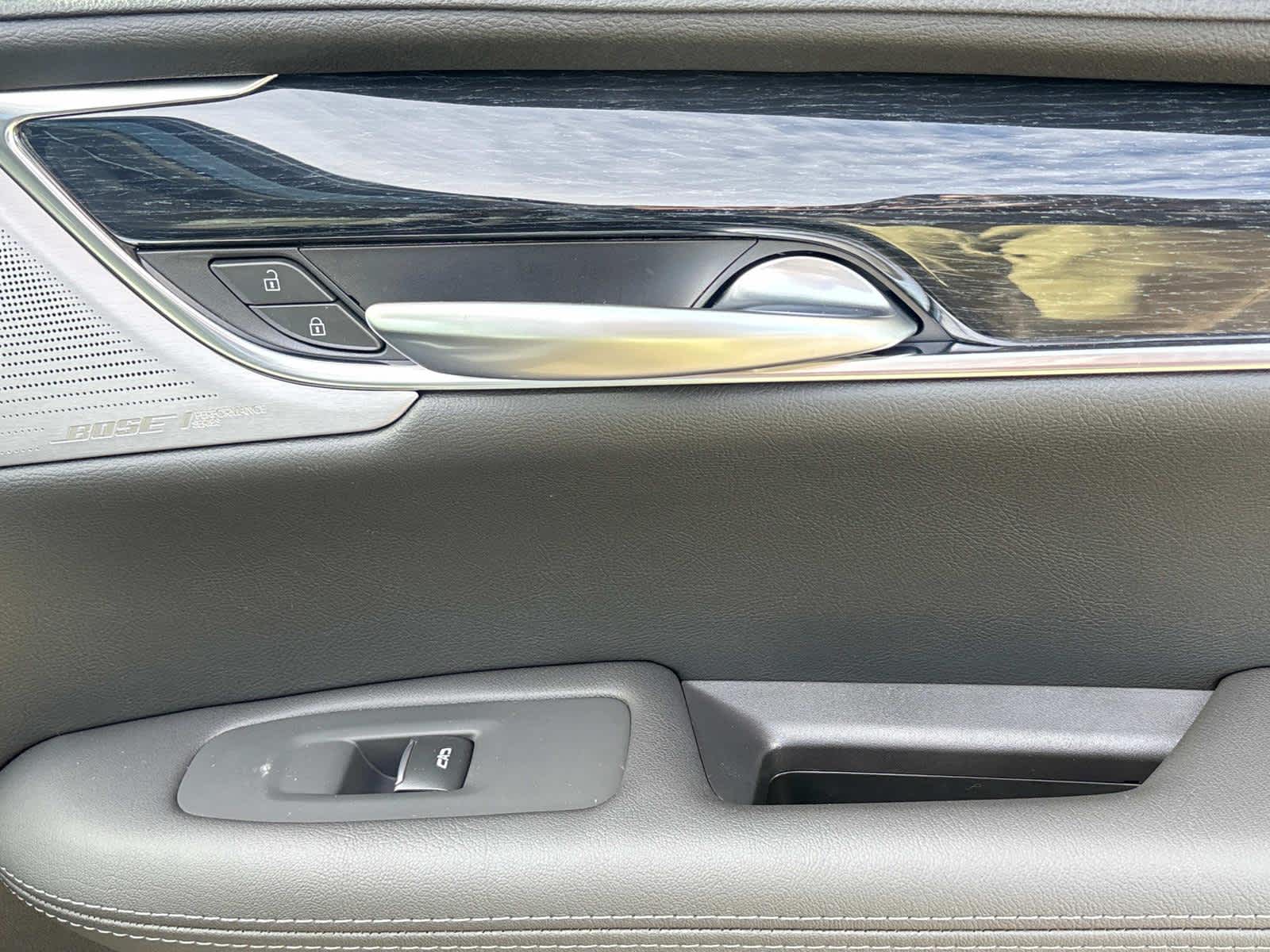 Vehicle image 44 of 54