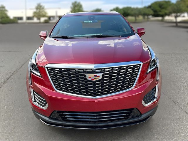 2025 Cadillac XT5 Luxury