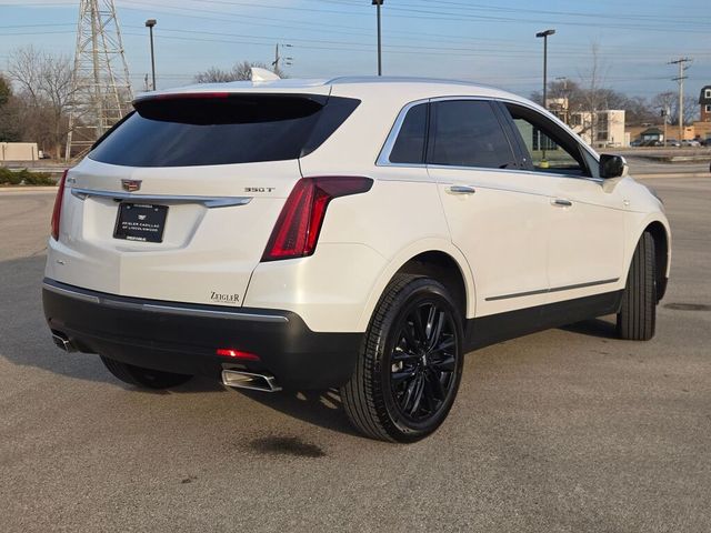 2025 Cadillac XT5 Luxury