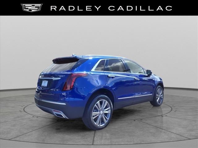 2025 Cadillac XT5 Luxury