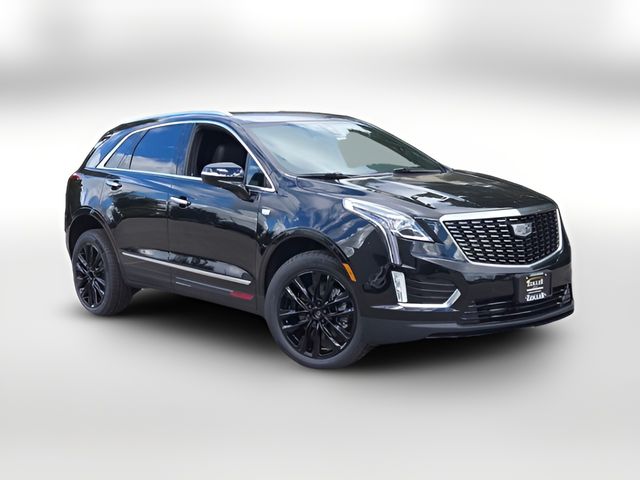 2025 Cadillac XT5 Luxury