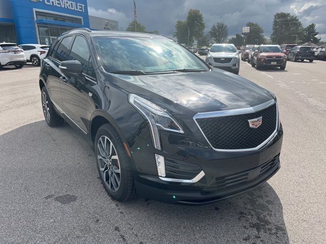 2025 Cadillac XT5 Sport