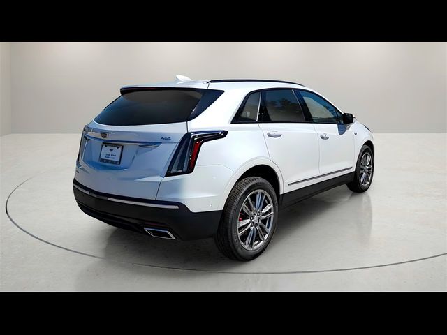 2025 Cadillac XT5 Sport