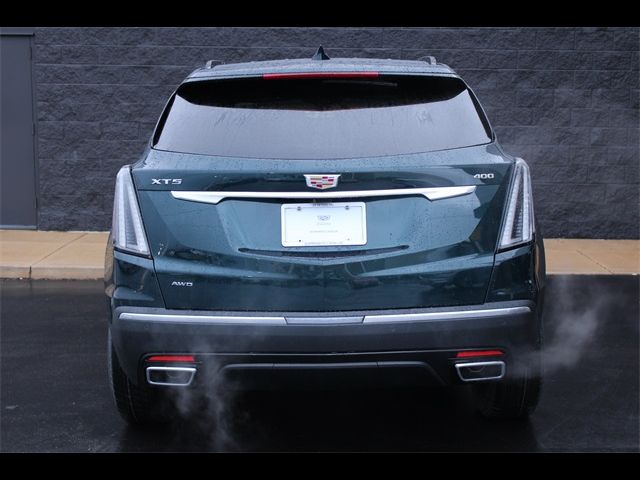 2025 Cadillac XT5 Sport