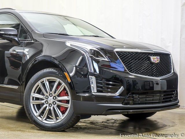 2025 Cadillac XT5 Sport