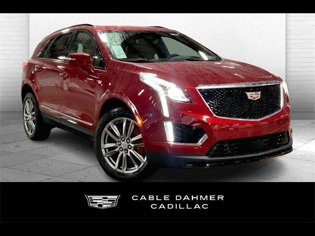 2025 Cadillac XT5 Sport