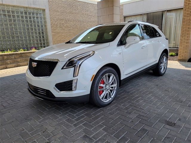 2025 Cadillac XT5 Sport