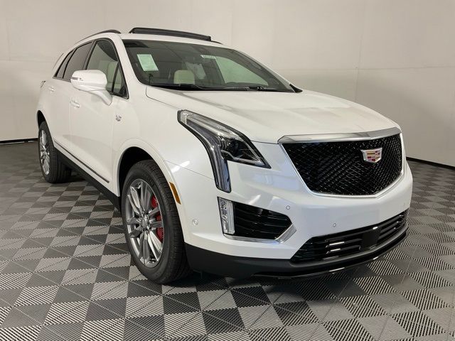 2025 Cadillac XT5 Sport