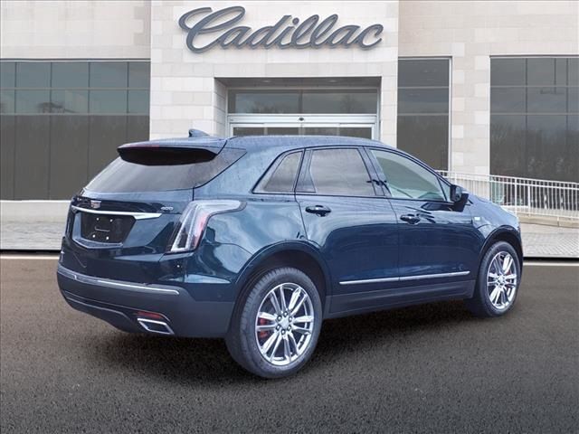 2025 Cadillac XT5 Sport