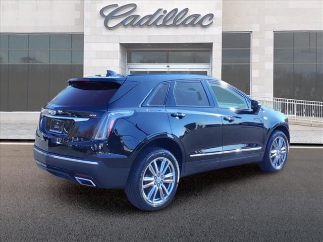 2025 Cadillac XT5 Sport