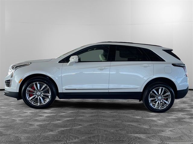 2025 Cadillac XT5 Sport