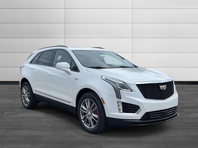 2025 Cadillac XT5 Sport