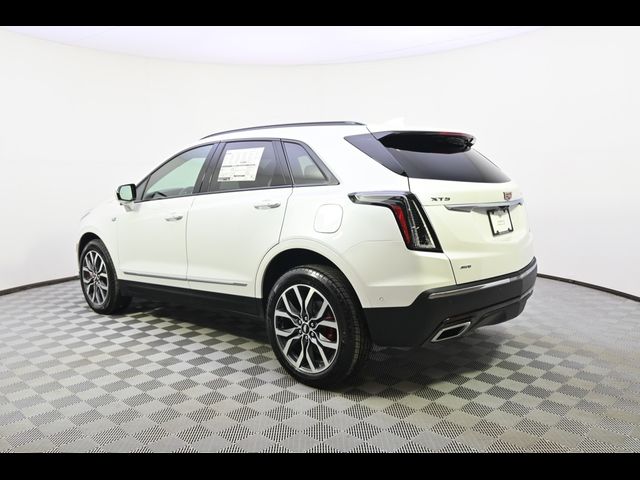 2025 Cadillac XT5 Sport