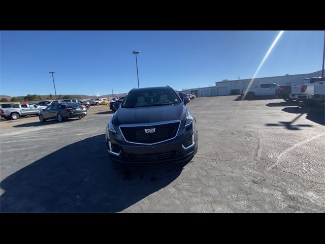 2025 Cadillac XT5 Sport