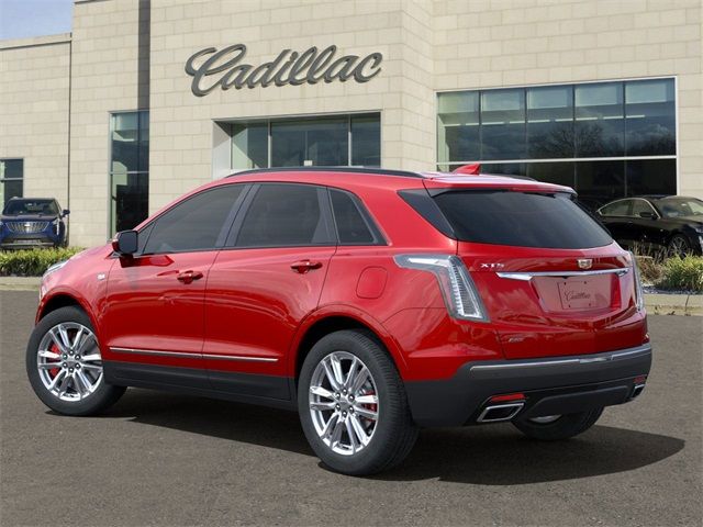 2025 Cadillac XT5 Sport