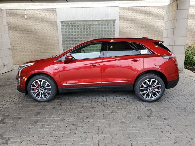 2025 Cadillac XT5 Sport