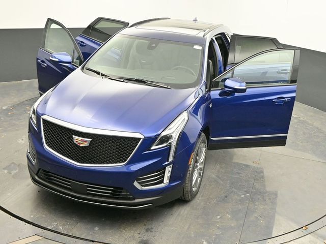 2025 Cadillac XT5 Sport