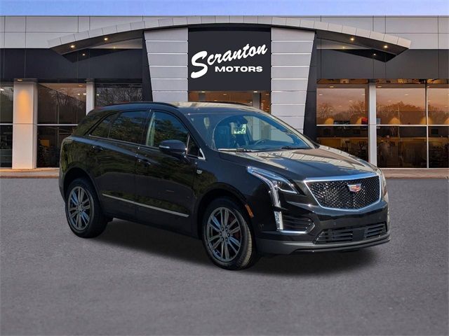 2025 Cadillac XT5 Sport