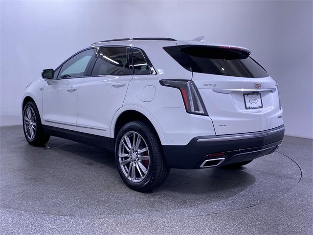 2025 Cadillac XT5 Sport