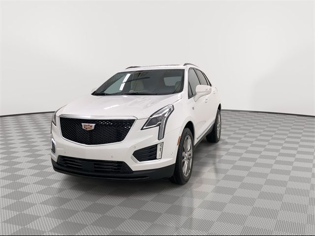 2025 Cadillac XT5 Sport