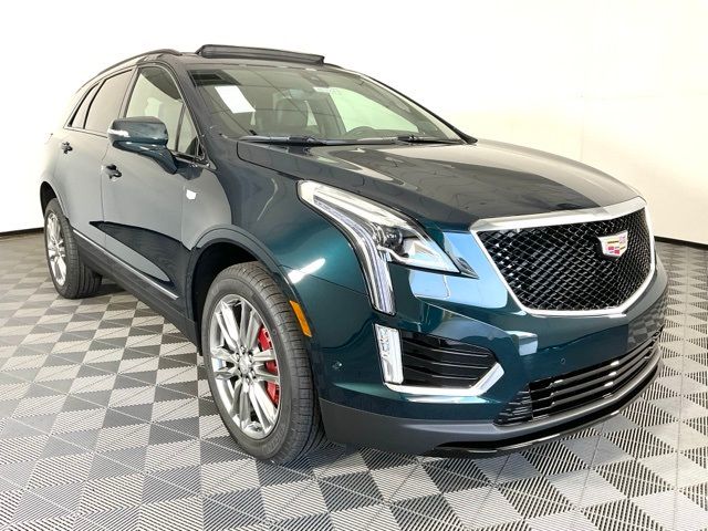 2025 Cadillac XT5 Sport