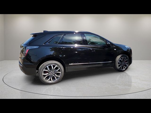 2025 Cadillac XT5 Sport