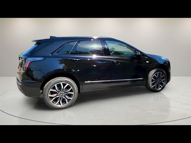 2025 Cadillac XT5 Sport