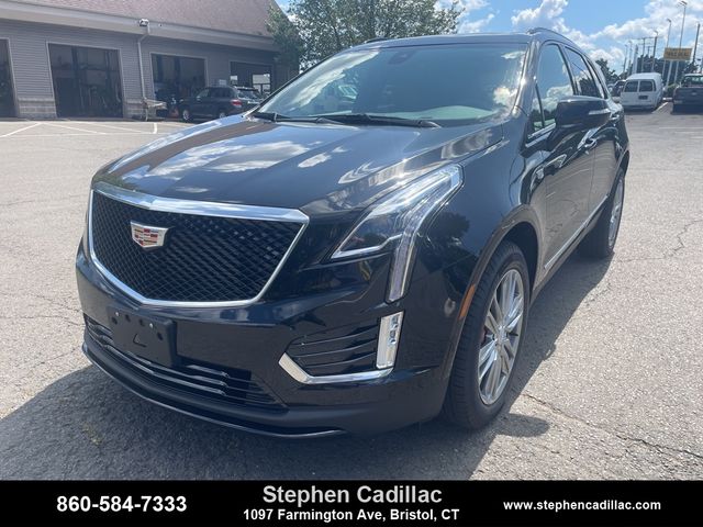 2025 Cadillac XT5 Sport