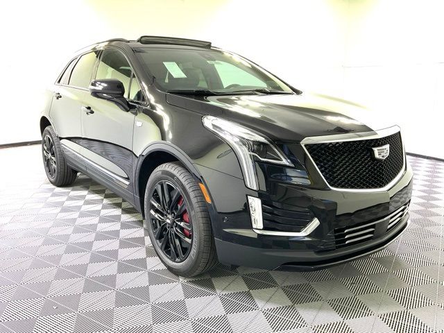 2025 Cadillac XT5 Sport