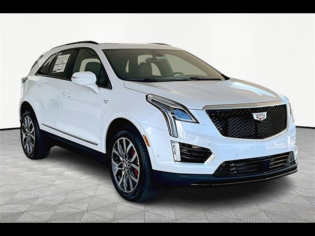 2025 Cadillac XT5 Sport