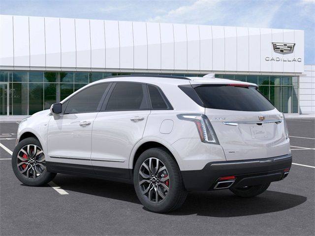 2025 Cadillac XT5 Sport