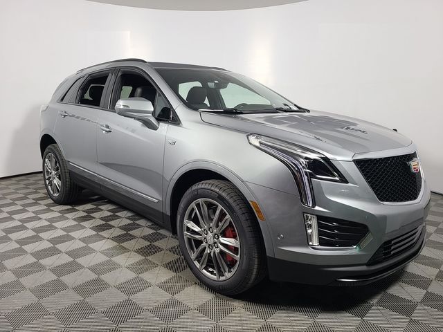 2025 Cadillac XT5 Sport