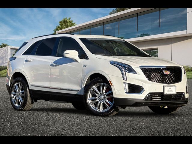 2025 Cadillac XT5 Sport