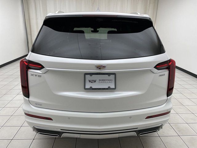 2025 Cadillac XT6 Premium Luxury