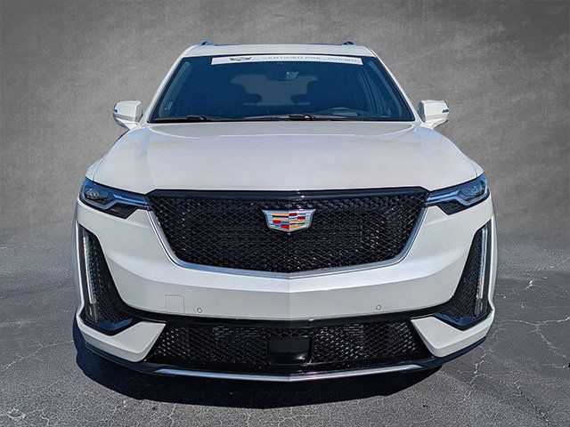 2025 Cadillac XT6 Sport