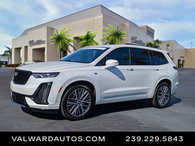 2025 Cadillac XT6 Sport