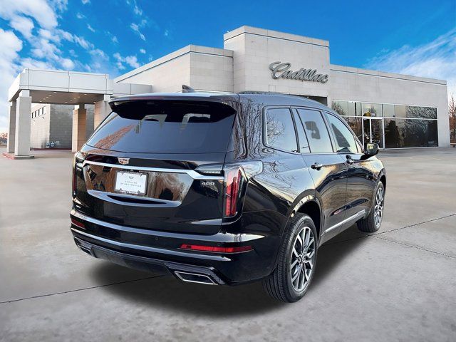 2025 Cadillac XT6 Sport