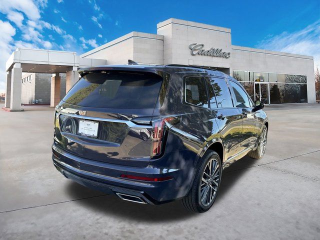 2025 Cadillac XT6 Sport